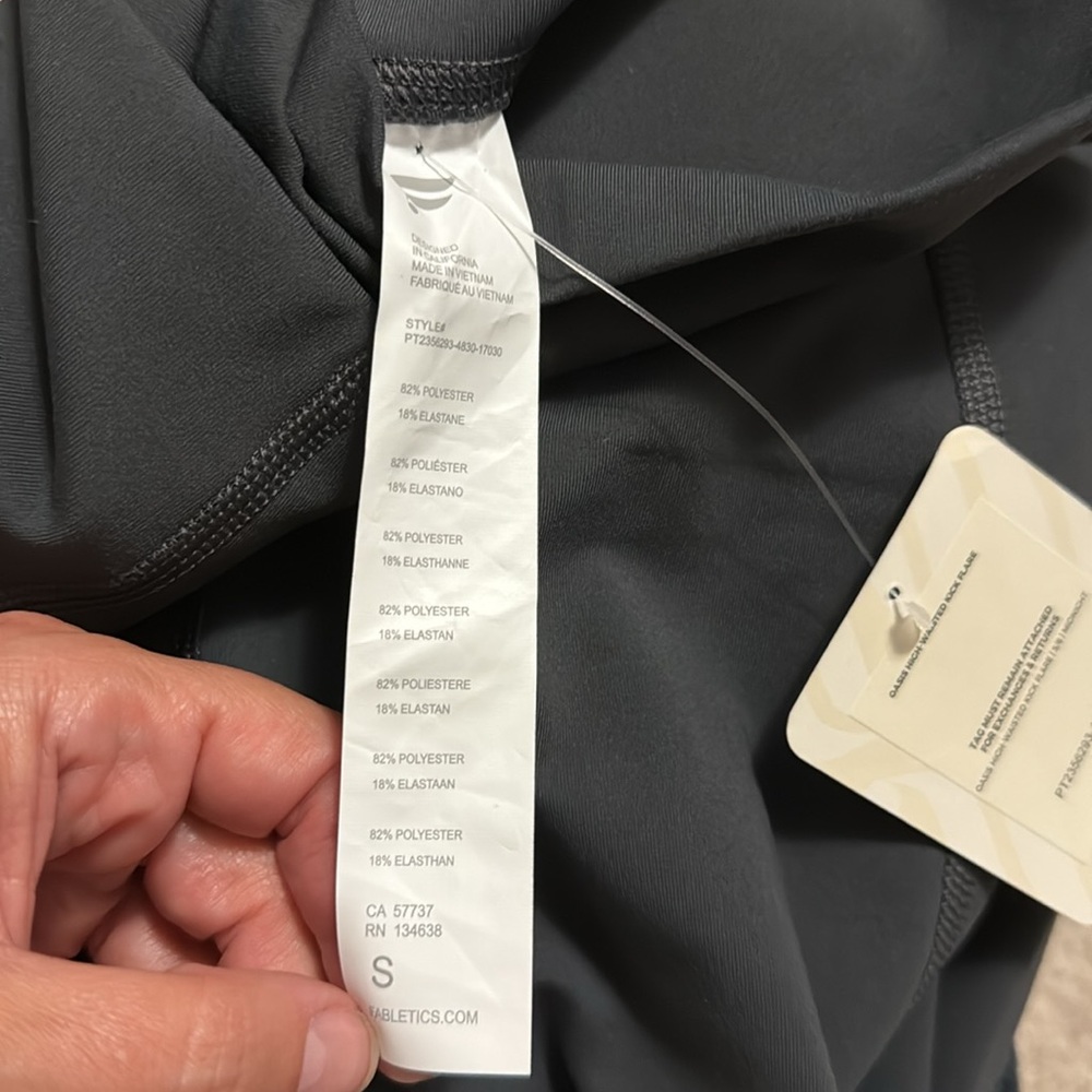 Fabletics Oasis Charcoal Kick Flare Pants - Picture 5 of 5